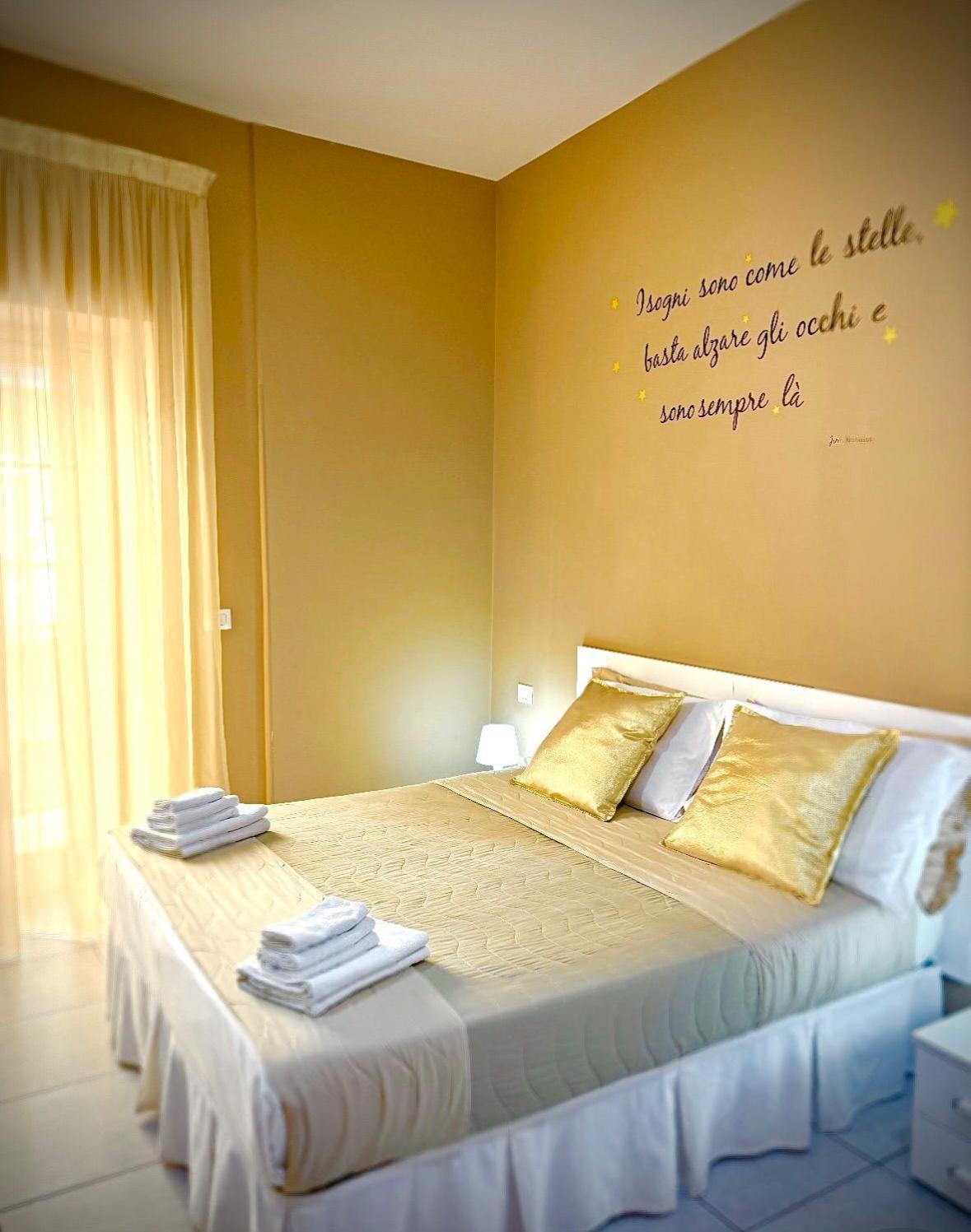 Rianna House B&B Napoli Bagian luar foto