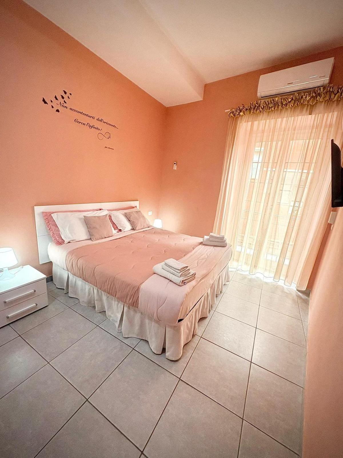 Rianna House B&B Napoli Bagian luar foto