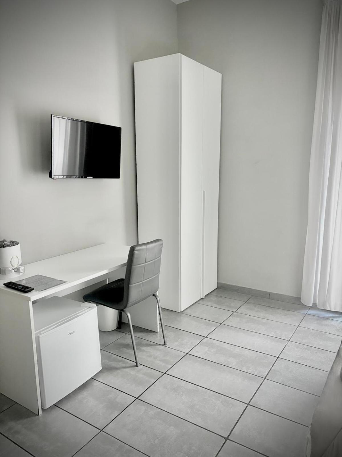 Rianna House B&B Napoli Bagian luar foto