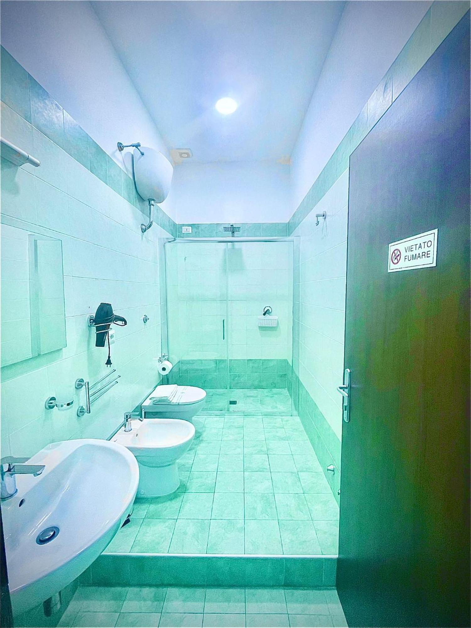 Rianna House B&B Napoli Bagian luar foto